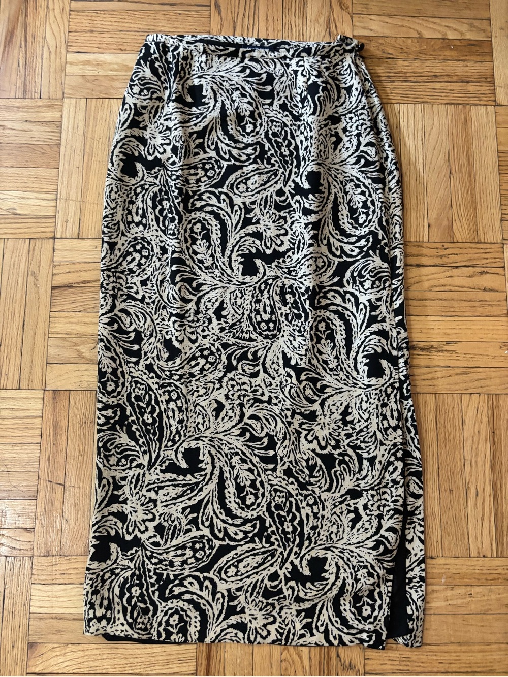 Ann Taylor Black and Cream Paisley Maxi Skirt